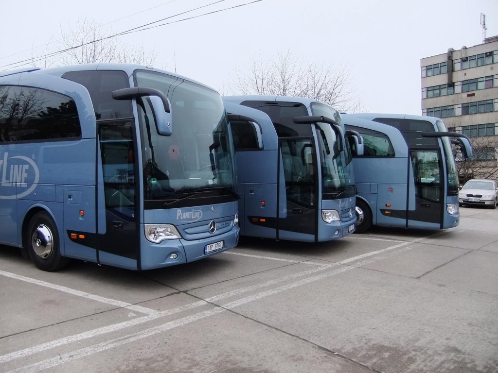 EsterTours ofera servicii de transport cu autocarul din ROMANIA in ITALIA, GERMANIA sau ANGLIA