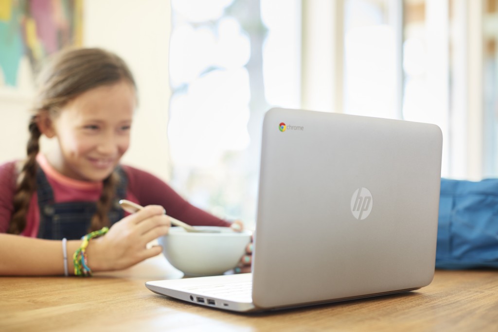 Prietenul care te ajută să te organizezi și să te informezi: Noul Chromebook de la HP