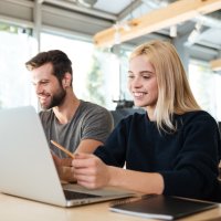 Portalul de carieră Hipo.ro lansează o sectiune dedicată salariilor și beneficiilor extra-salariale actualizate în timp real