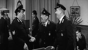 Guardia, guardia scelta, brigadiere e maresciallo (1956)