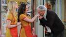 Cadru din 2 Broke Girls episodul 22 sezonul 3 - And The New Lease on Life
