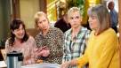 Cadru din Mom episodul 15 sezonul 7 - Somebody's Grandmother and the A-List