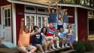 Cadru din Wet Hot American Summer: First Day of Camp episodul 1 sezonul 1 - Campers Arrive